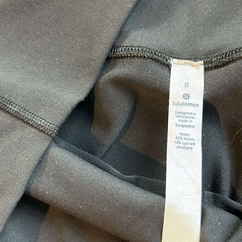 Black lululemon leggings! - Picture 3 of 3